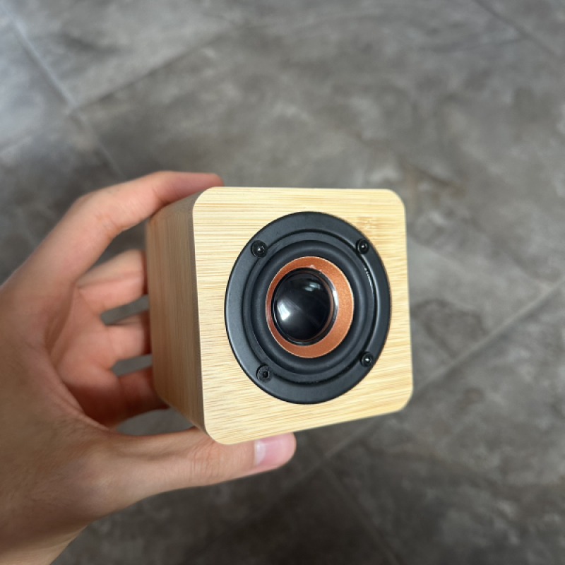 Bluetooth колонка от бамбук